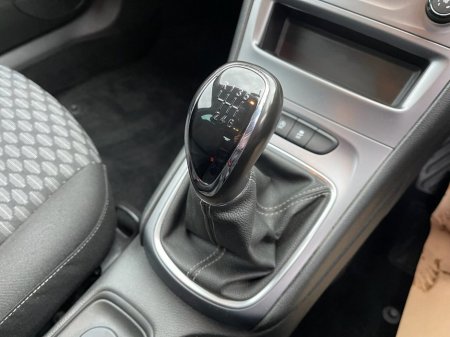 2020 Vauxhall Astra 1.5 Turbo D Business Edition Nav Hatchback 5dr Diesel Manual Euro 6 (s/s) (105 ps) thumbnail