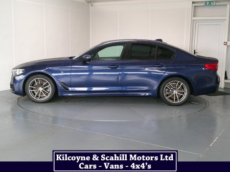 2019 BMW 5 Series - thumbnail 4