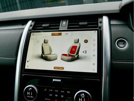 2025 Land Rover Discovery - thumbnail 31