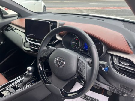 2019 Toyota C-HR - thumbnail 10