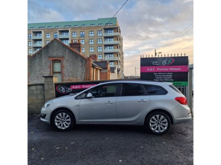 2014 Vauxhall Astra  €3,950 thumbnail