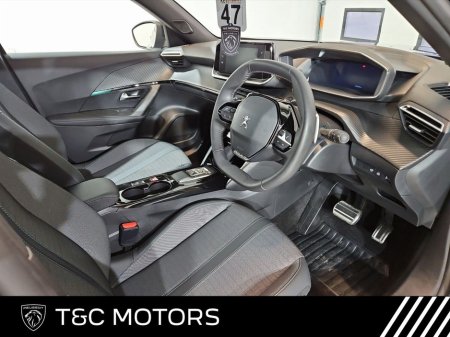 2023 Peugeot 2008 Automatic - Heated Seats - Reversing Camera & Sensors, 18" Diamond Cut Alloy Wheels, Cruise Control, Apple Car Play/Android Auto €27,995 thumbnail