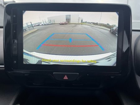 2025 Toyota Yaris Cross Luna €29,950 thumbnail