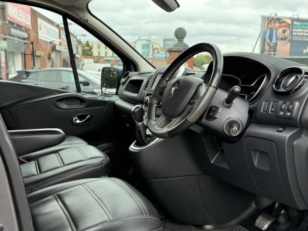 2021 Renault Trafic - thumbnail 14