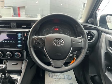 2018 Toyota Corolla 1.33 TERRA 4DR €14,950 thumbnail