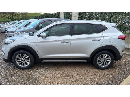 2017 Hyundai Tucson 1.7 PREMIUM BLD 116PS 5 5DR