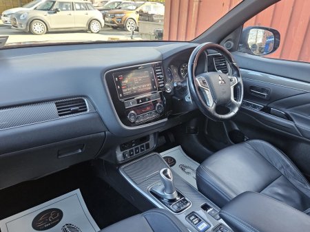 2019 Mitsubishi Outlander - thumbnail 20