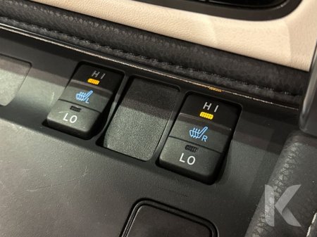 2017 Toyota Auris - thumbnail 23