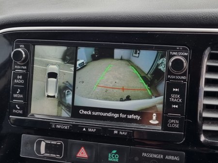 2016 Mitsubishi Outlander - thumbnail 21