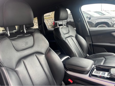 2023 Audi Q7 - thumbnail 9