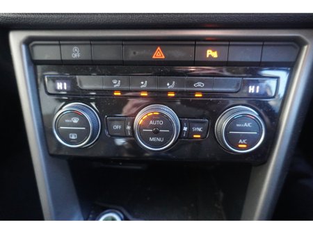 2021 Volkswagen T-Roc - thumbnail 17