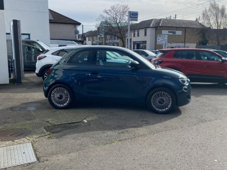 2025 Fiat 500e - thumbnail 4