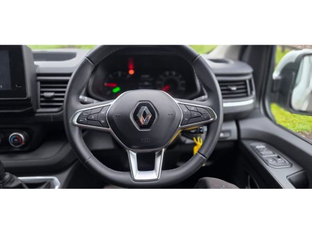 2023 Renault Trafic  €19,995 thumbnail