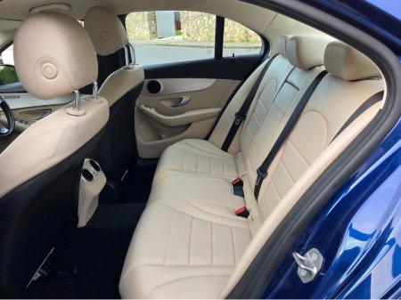 2019 Mercedes-Benz C Class - thumbnail 9