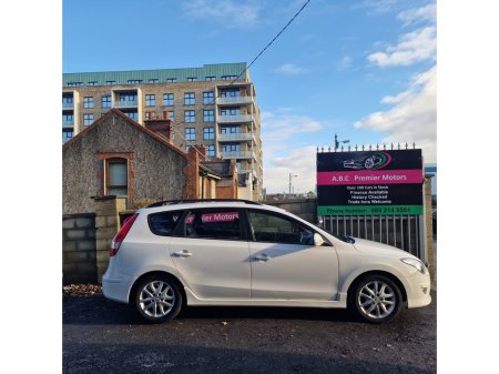 2012 Hyundai i30 1.6 CRDi 90hp Classic €3,950