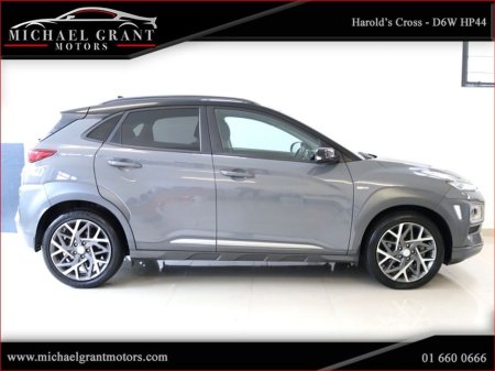 2020 Hyundai Kona 1.6 HYBRID GDI PETROL EXECUTIVE HIGH SPEC IRISH CAR €21,995 thumbnail