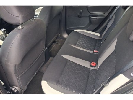 2017 Nissan Micra - thumbnail 9