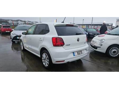 2015 Volkswagen Polo auto 1.2 comfortline plus low kms high spec €10,995 thumbnail