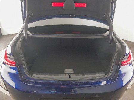 2025 BMW 3 Series 330e M Sport Saloon €54,900 thumbnail