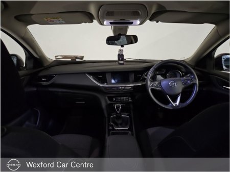 2020 Opel Insignia - view 4