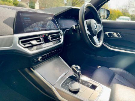 2020 BMW 3 Series - thumbnail 17