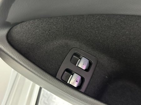 2025 Mercedes-Benz E Class - thumbnail 24