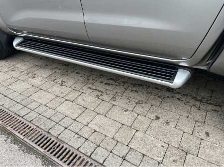 2020 Nissan Navara - thumbnail 10