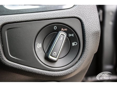 2018 Volkswagen Golf - thumbnail 21