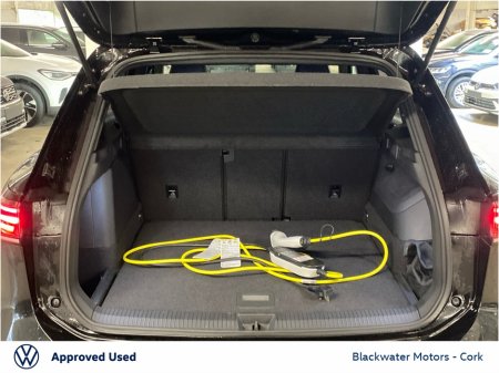 2025 Volkswagen Tiguan - thumbnail 10