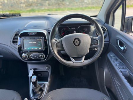 2019 Renault Captur - thumbnail 6
