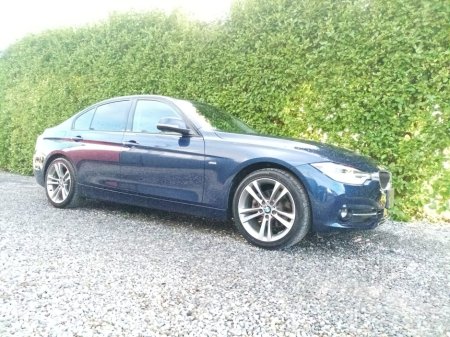 2018 BMW 3 Series 320 DIESEL SPORT LINE SPORTS INTERIOR UNMARKED INSIDE BMW SERVICE HISTORY (9 INPUTS) JUST FULLY SERVICED 2 YEARS NCT 1 YEAR ROAD TAX LOADED WITH EXTRAS €24,949 thumbnail