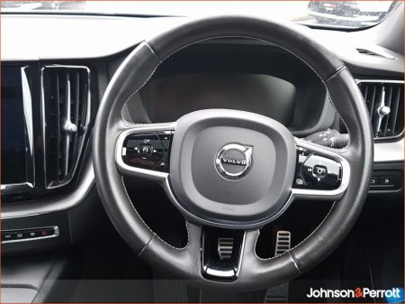 2021 Volvo XC60 - thumbnail 9