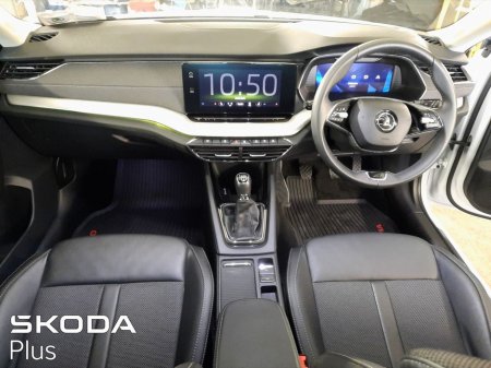 2025 Skoda Octavia AMBITION 1.0TSI 110HP €32,900 thumbnail