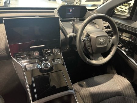 2023 Toyota bZ4X - thumbnail 8