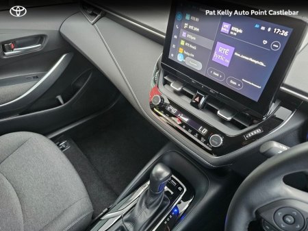 2023 Toyota Corolla COROLLA LUNA SALOON €27,900 thumbnail