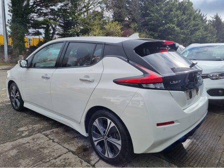 2021 Nissan Leaf - thumbnail 4