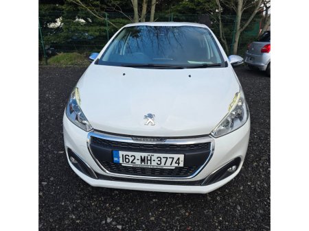 2016 Peugeot 208 1.2 Puretech 110 bhp automatic Allure 5d €9,950 thumbnail