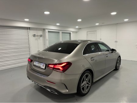 2021 Mercedes-Benz A Class (211) A200D AMG AUTO €31,950 thumbnail