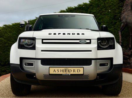 2023 Land Rover Defender 90 3.0 D HARD TOP SE 2 €67,950 thumbnail