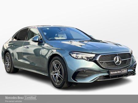 2025 Mercedes-Benz E Class - thumbnail 2