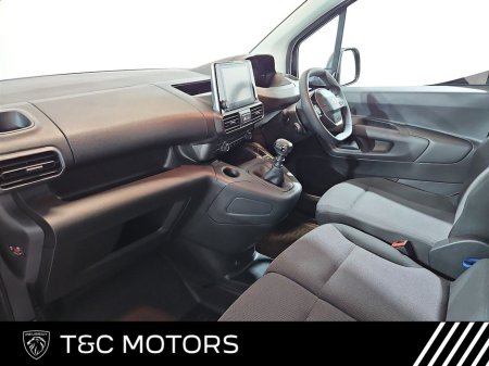 2024 Peugeot Partner - thumbnail 3