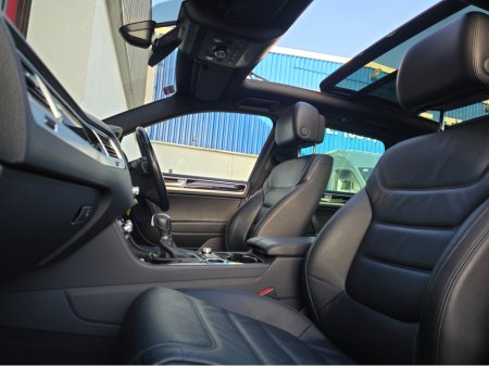 2017 Volkswagen Touareg V6 R-LINE-FULLY SERVICED WITH NEW TYRES €26,450 thumbnail