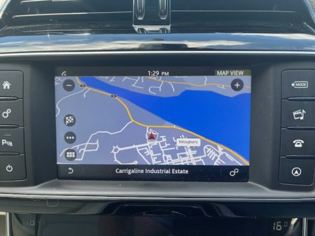 2018 Jaguar XE - thumbnail 15