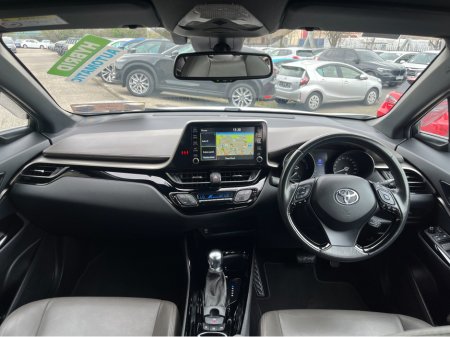 2020 Toyota C-HR - thumbnail 13