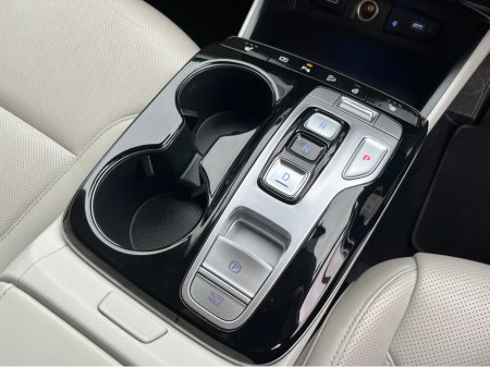 2023 Hyundai Tucson EXECUTIVE PLUS HYBRID AUTOMATIC 1.6 PETROL //HIGH  SPEC//FULL LEATHER//HEATED SEATS AND STEERING WHEEL//SAT NAV//KEYLESS ENTRY// €33,950 thumbnail