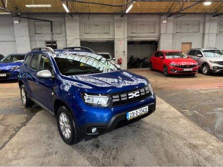 2023 Dacia Duster EXPRESSION BLUE DCI 115 4X2 NB €18,999 thumbnail