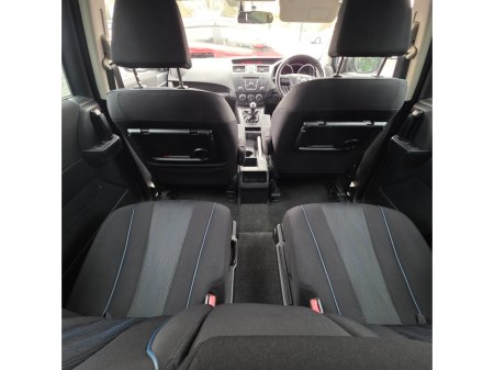 2011 Mazda Mazda5 - thumbnail 14