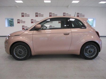 2025 Fiat 500e 