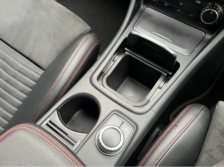 2019 Mercedes-Benz CLA Class - thumbnail 16