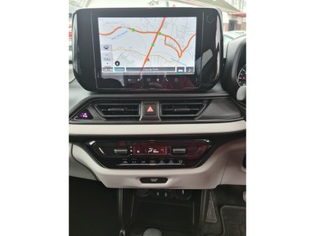 2025 Suzuki Swift - thumbnail 8